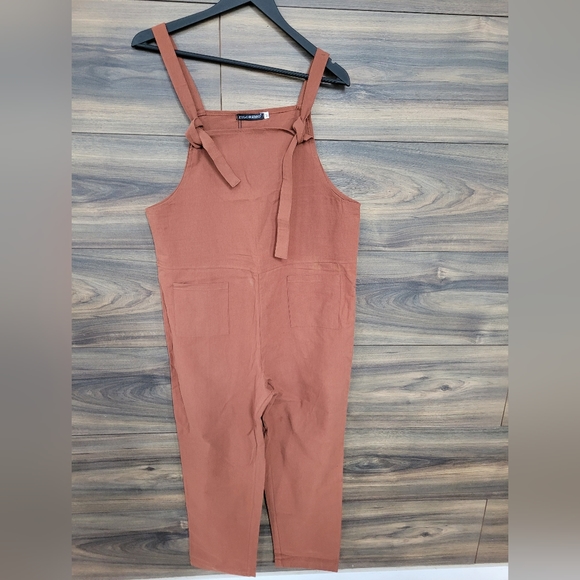 NWT jumpsuit - Picture 1 of 4